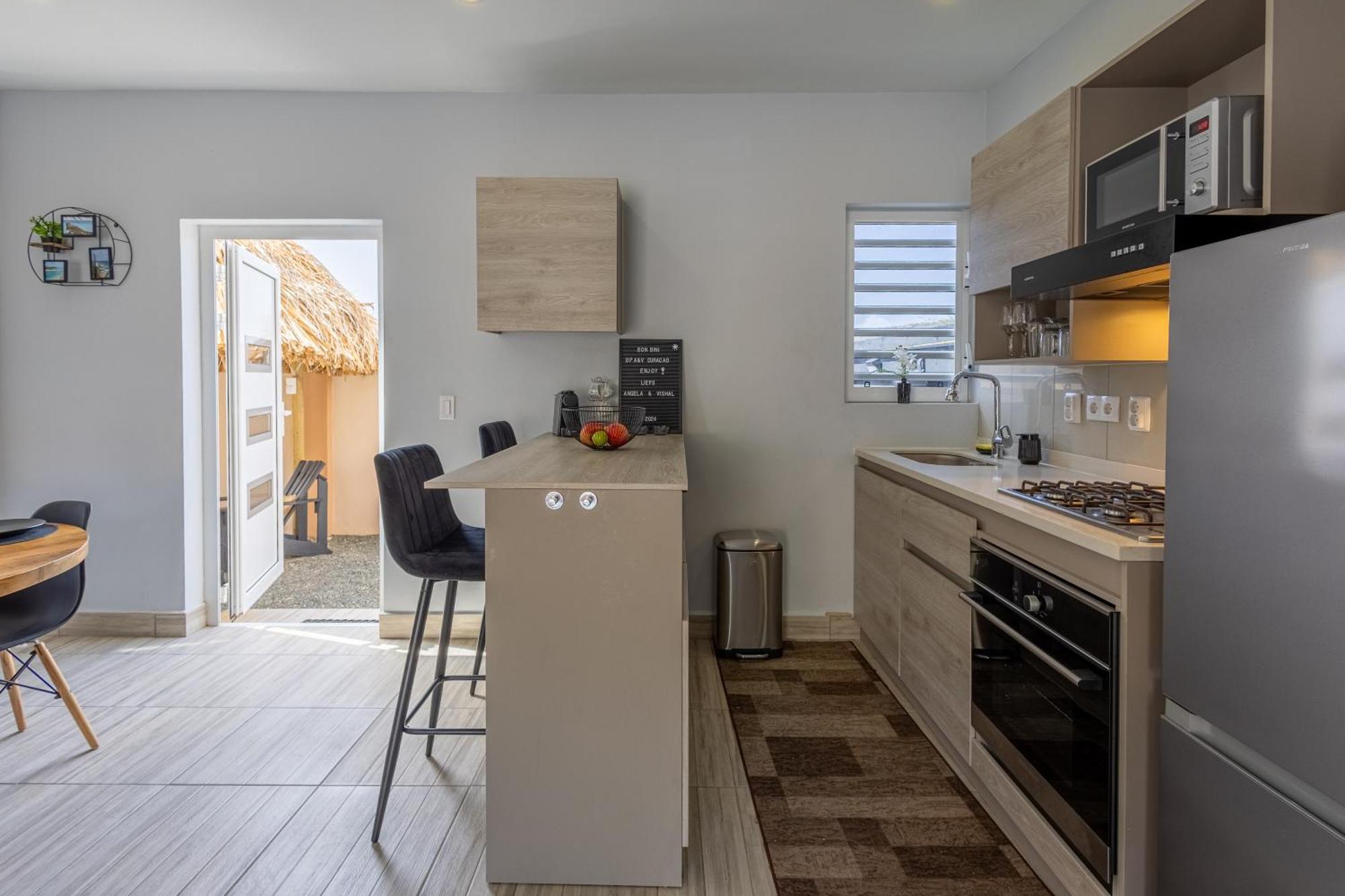 Av Curacao - Centrally Located Spacious Apartment Willemstad Ngoại thất bức ảnh