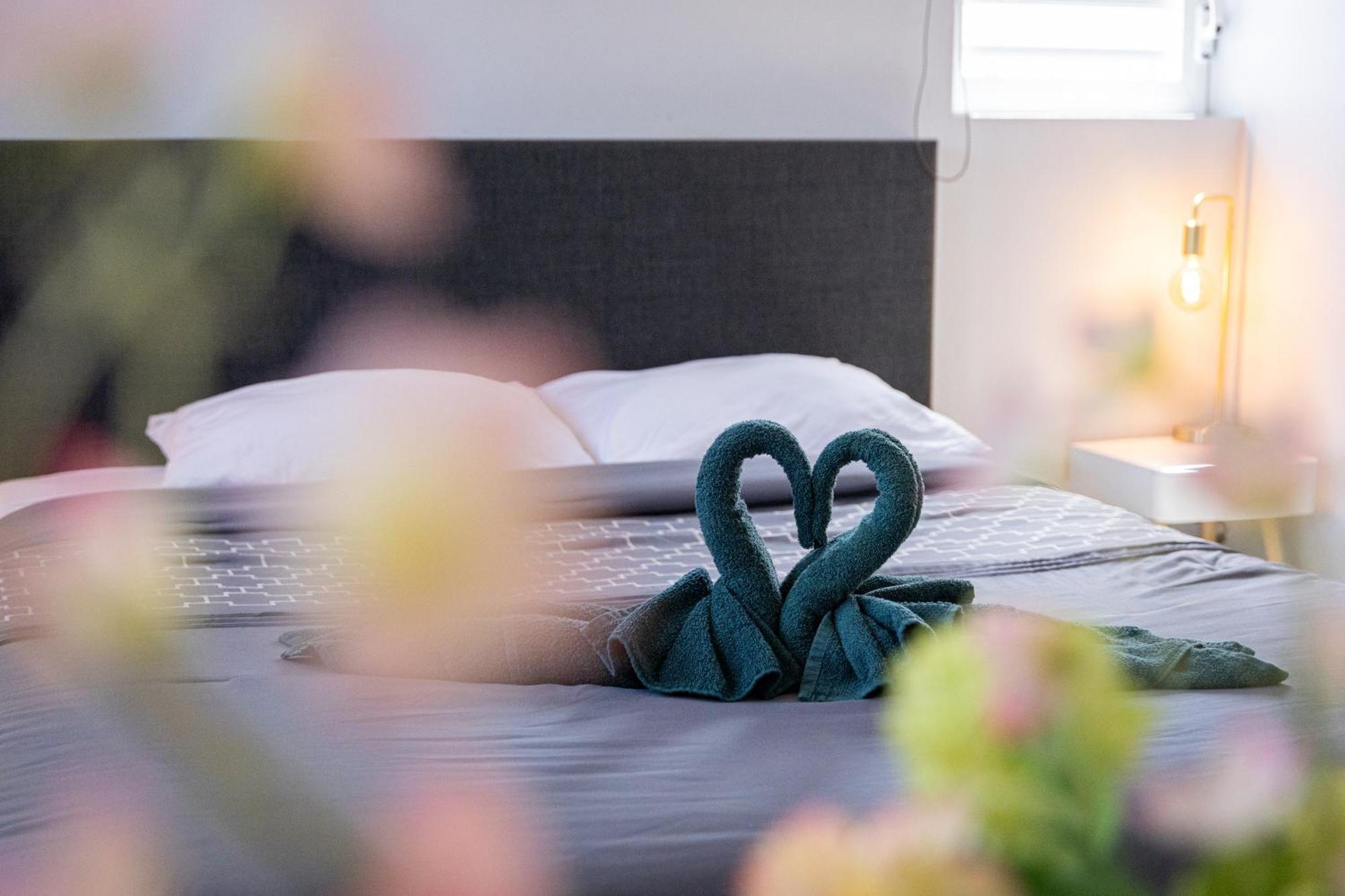 Av Curacao - Centrally Located Spacious Apartment Willemstad Ngoại thất bức ảnh