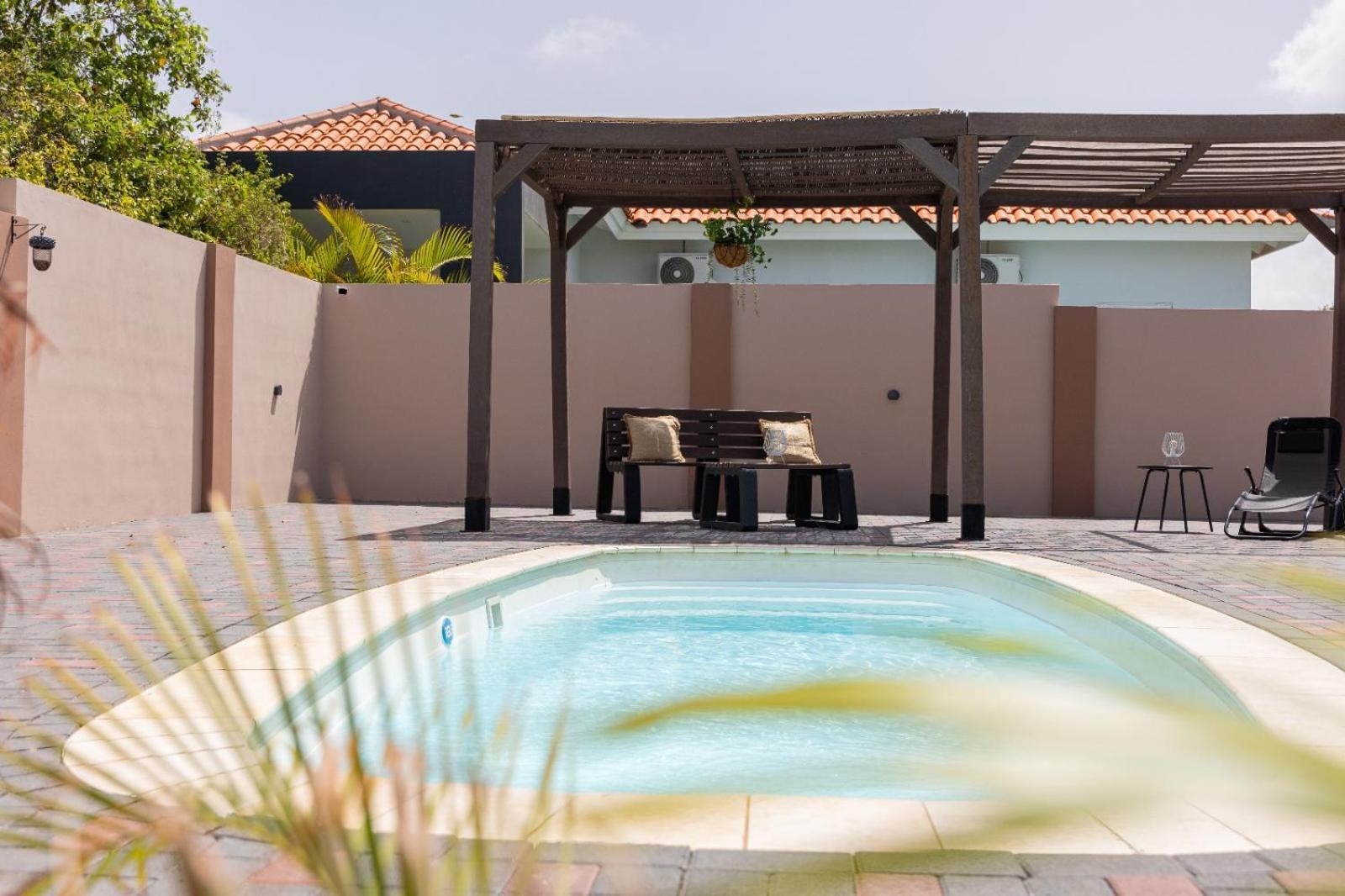 Av Curacao - Centrally Located Spacious Apartment Willemstad Ngoại thất bức ảnh