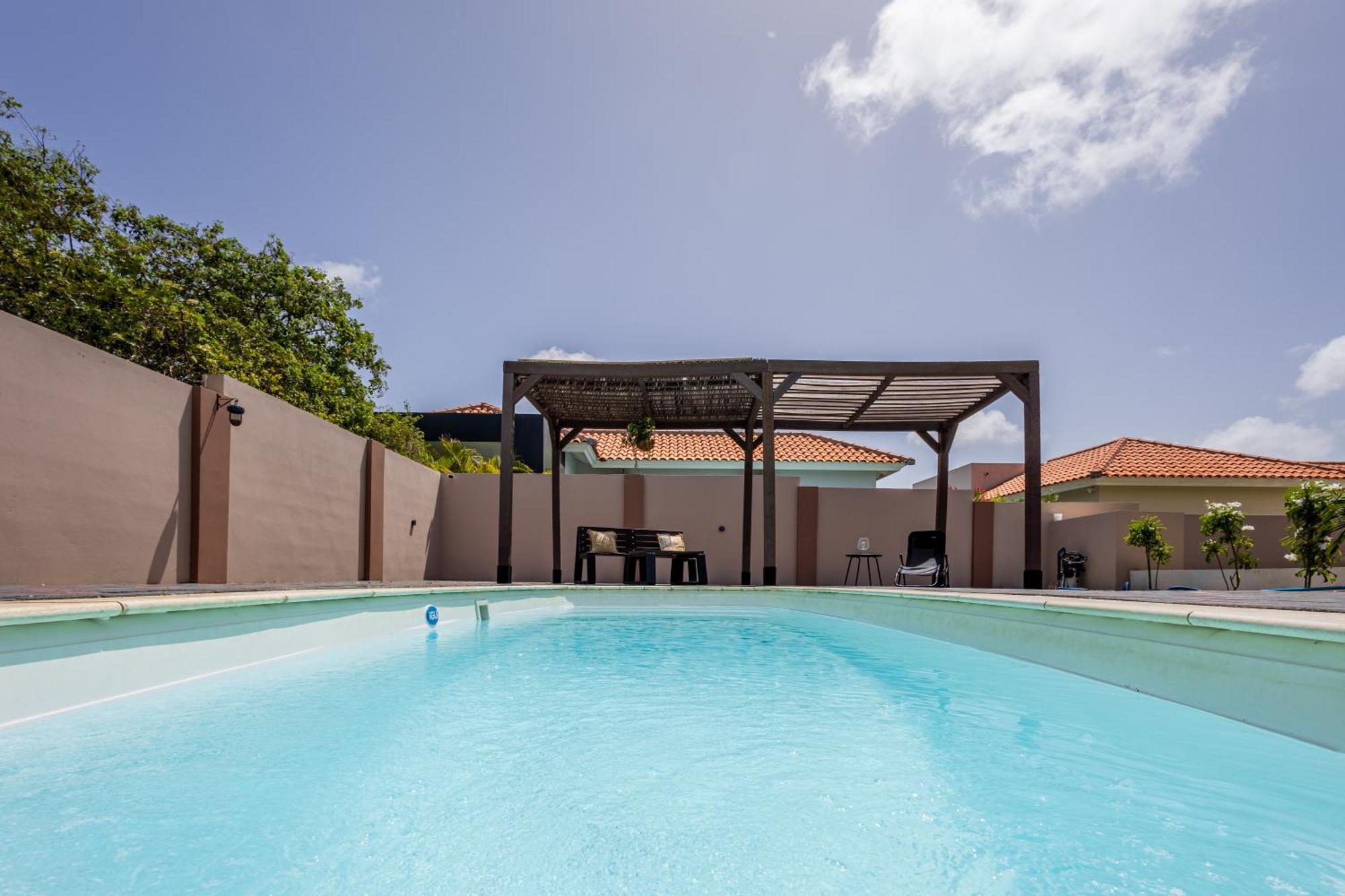 Av Curacao - Centrally Located Spacious Apartment Willemstad Ngoại thất bức ảnh