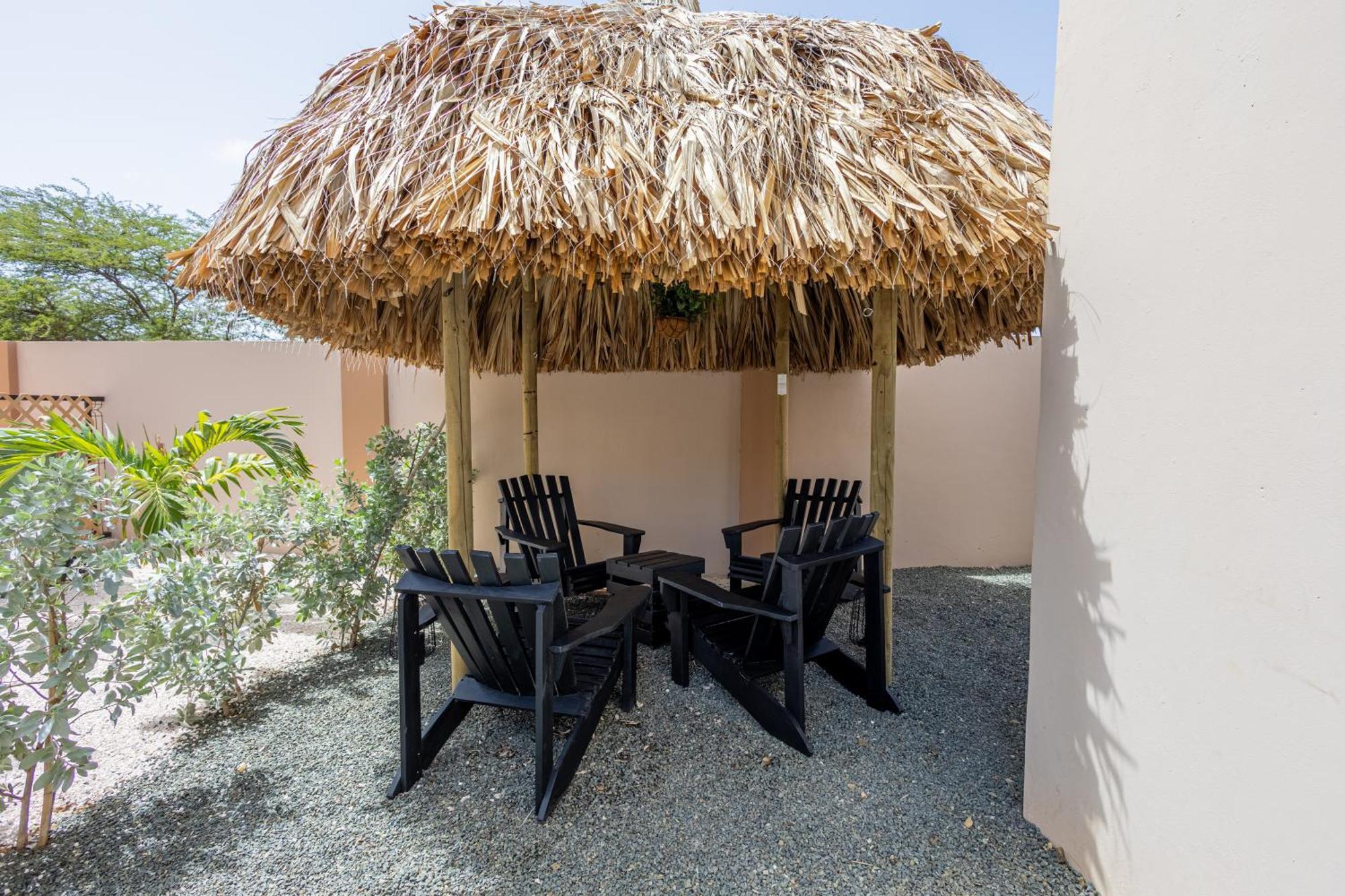Av Curacao - Centrally Located Spacious Apartment Willemstad Ngoại thất bức ảnh
