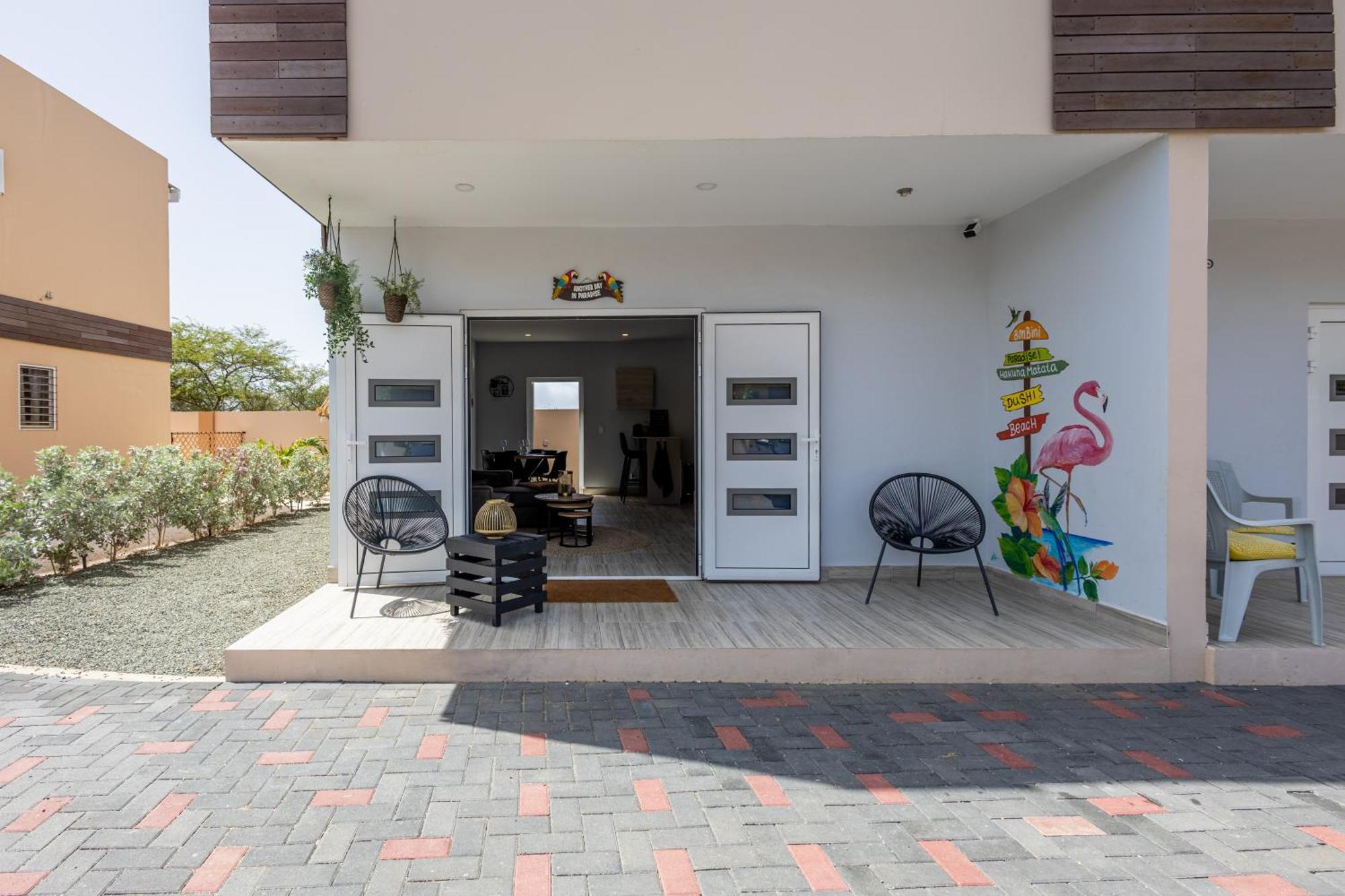 Av Curacao - Centrally Located Spacious Apartment Willemstad Ngoại thất bức ảnh